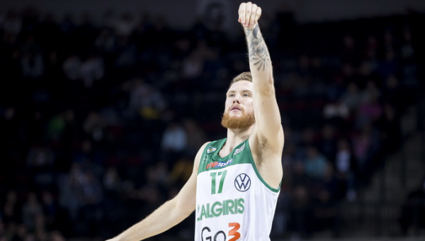 Antrojoje pusėje pabėgęs „Žalgiris“ Prienuose laimėjo triuškinančiai